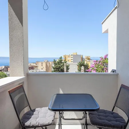 Jurass Lägenhet Makarska